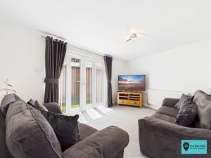 Living Room- click for photo gallery